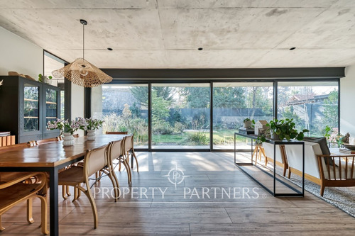 Moderna Casa En Condominio No Perimetral Con Excel...