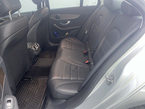 Imagen 22 de 25 de Mercedes Benz C200 2.0 Cgi Exclusive