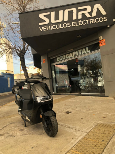 Imagen 24 de 25 de Moto Electrica R Bot Sunra 2 Litio 100km 95km/h En Stock