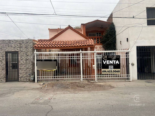 Casa En Venta En Fraccionamiento Villa Del Rey, Chihuahua Chih.