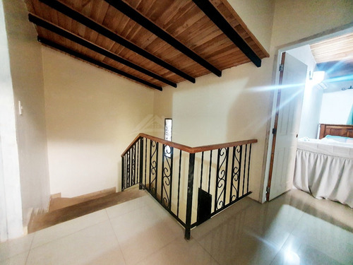 Imagen 7 de 11 de Town House En Res. Villa De Campo