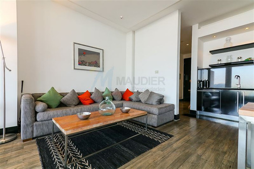 Departamento En Venta De 1 Dorm. En Las Condes