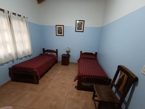 Cabaña De Dos Dormitorios + Club House (ping Pong, Pool, Metegol Y Juegos De Mesa) + Pileta Enorme
