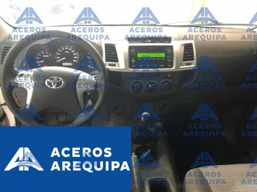 Toyota Hilux Srv