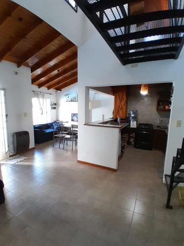 Casa En Longchamps