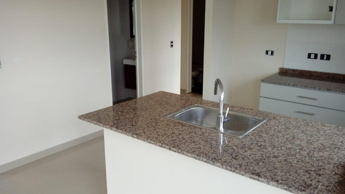 Imagen 6 de 11 de Excelente Dto A Estrenar De 3 Amb, C/ Cochera Y Terraza Prop