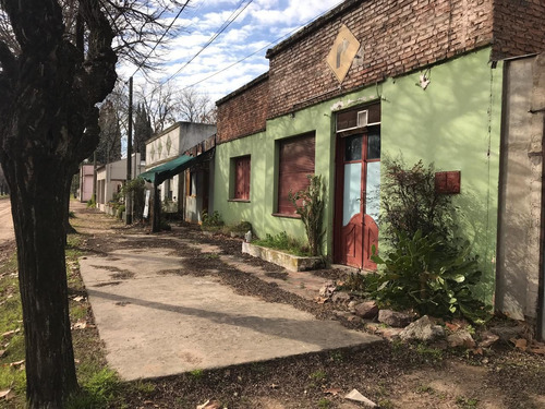 Vendo Lote Con Casa A Reciclar O Demoler!!