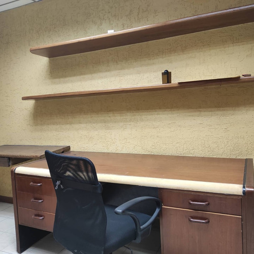 Imagen 4 de 7 de Oficina En Venta Centro Comercial Colonial - Barcelona