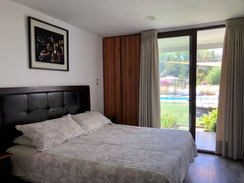 Belleza De Casa En Condominio. Una Joya. Camino Loreto.