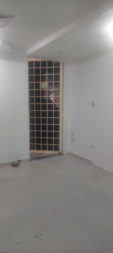 Imagen 5 de 8 de Local En Venta, Centro Comercial G, Lecheria