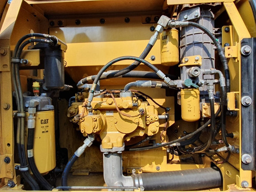 Escavadeira Hidráulica Caterpillar 320 D2l Ano 2017