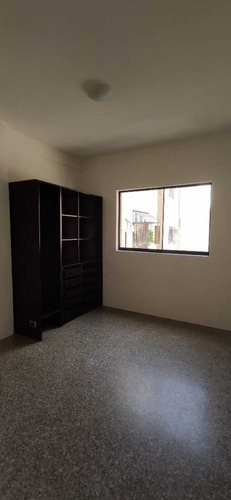 Imagen 11 de 11 de Vendo Apartamento 96m2 3h/2b/0pe Chacao 6116