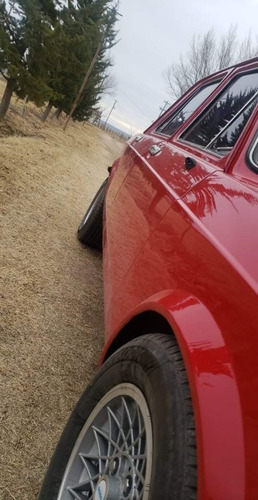 Imagen 2 de 15 de Fiat 128 Berlina Berlina