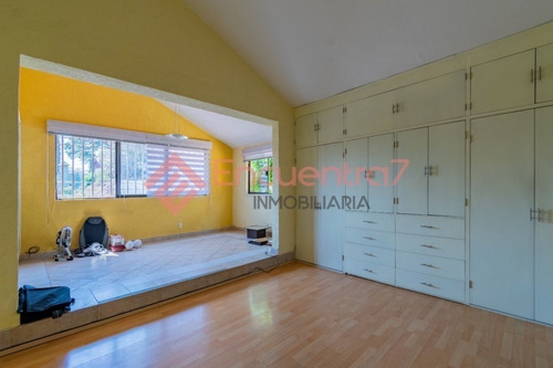 Casa En Venta En Tecamachalco
