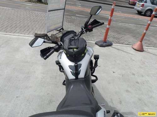 Imagen 11 de 25 de Bajaj Dominar Vg Pro