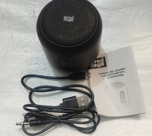 Vendo Parlante Pequeño Con Bluetooth, Fm