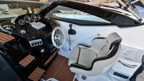 Imagem 9 de 16 de Focker 272 Gtc Black Ed. + Mercruiser 300 Hp - Porto Do Rio
