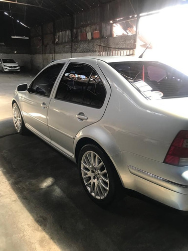 Volkswagen Bora 1.8 T Highline Tiptr Cu