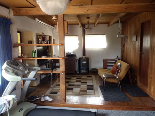 Bonita Casa Con Amplio Terreno