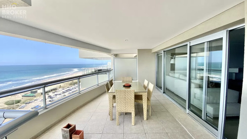 Apartamento En Alquiler Torre Lobos, Punta Del Este.