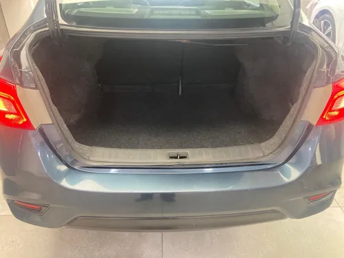 Nissan Sentra 1.8 Sense Mt