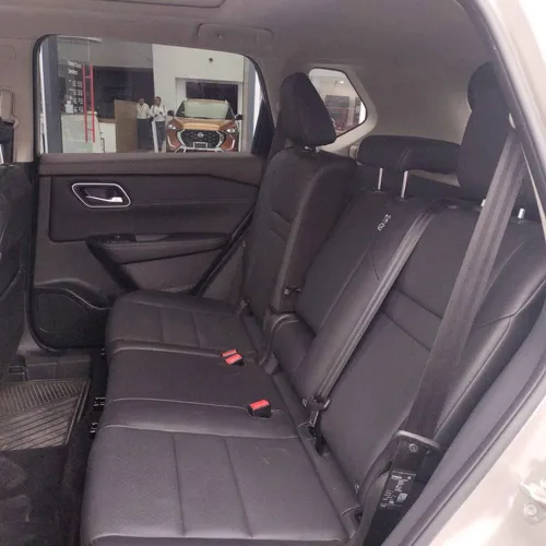Nissan X-trail 2025