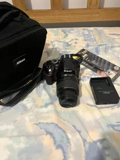 Cámara Nikon D3200 + Bolso Nikon + Limpiador