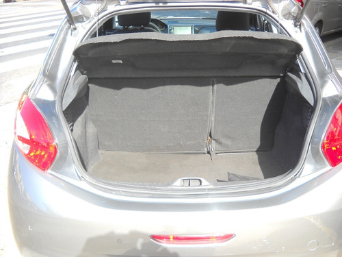 Peugeot 208 Feline 2014 1,6 Pack Cuero Gris