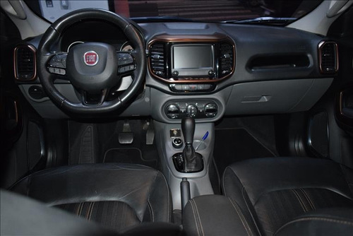 Imagem 6 de 15 de Fiat Toro 2.0 Volcano 16v Diesel 4p 4x4 Turbo Automático