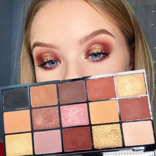 Paleta De Sombras Velvet Rose Makeup Revolution Original | Envío gratis Paleta De Sombras Velvet Rose Makeup Revolution Original | Envío gratis