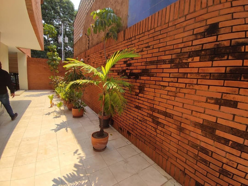 Imagen 28 de 30 de Se Vende Hermoso Y Espectacular Apartamento Resd. Acuario En La Soledad Lo Mejor Zona Norte De Aragua Maracay 04243785803