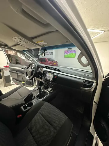 Toyota Hilux 2.4l 4x4 turbo diesel