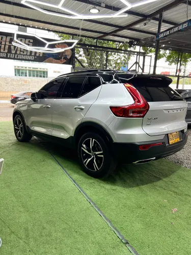 Volvo Xc40 T4 Fwd R Design Tp 2000 T Ct Cr 2019