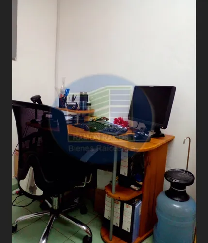 Se Alquila Local Comercial.
