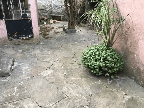 Venta, Casa,la Blanqueada. 3 Dormitorios, 2 Baños.
