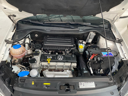 Volkswagen Polo 1.6 Comfortline Tiptronic