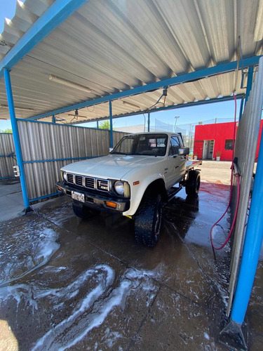Imagen 8 de 12 de Toyota Hilux Stout