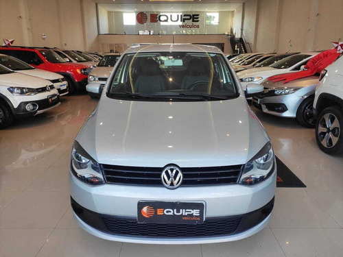 Imagem 2 de 15 de Volkswagen Fox 1.0 Gii