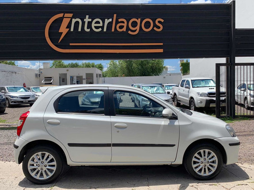 Toyota Etios 1.5 Xls 2015
