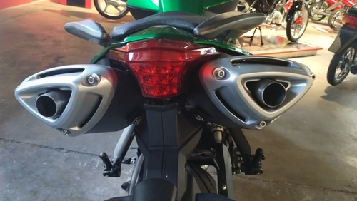 Imagen 9 de 16 de Benelli Tnt 600 S Linea 2021 0km Naked
