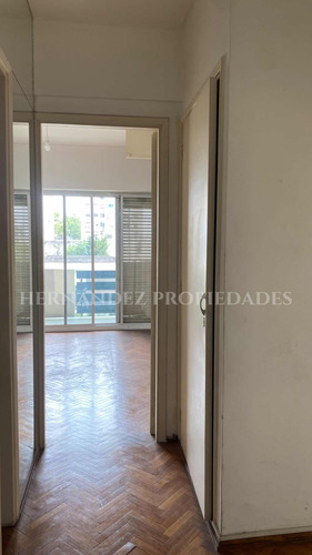 Venta Con Renta 2 Dormitorios Más Servicio. Garage Opcional.