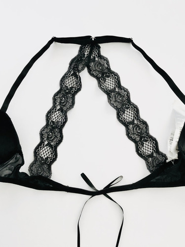 Intimissimi Bra Push Up De Encaje Con Tirantes Cruzados
