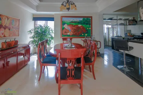 Apartamento En Venta En El Poblado Las Lomas. Cod V12653