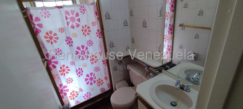 Apartamento Con Gran Potencial Para Remodelar!! 25-24271