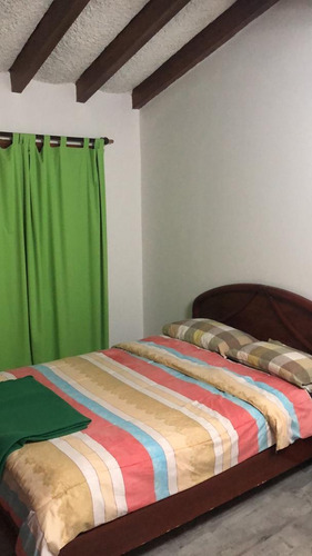 Imagen 13 de 14 de Alquiler Vacacional Apartamento Dúplex. 2h Paraiso Pampatar