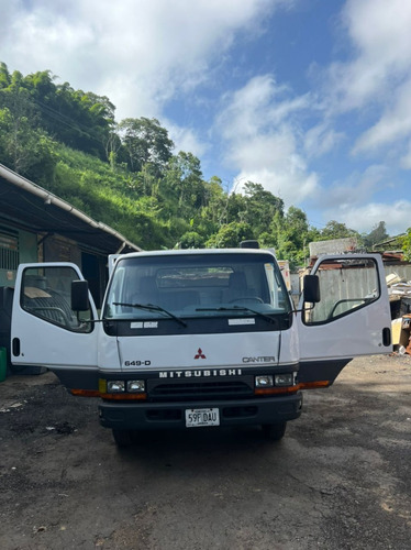 Imagen 2 de 8 de Mitsubishi Canter 649-d