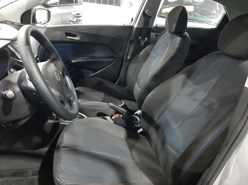 Imagem 6 de 11 de Hyundai Hb20x 1.6 16v Style 2014