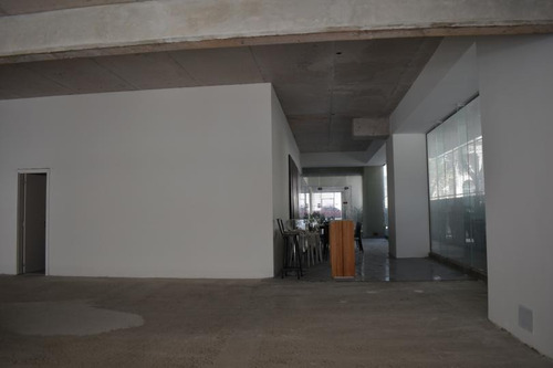 Imagen 10 de 15 de Local Comercial A Estrenar En Barrio Sur - Estrellas Del Sur