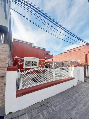 Venta Casa 2 Dorm Con Frente La Union