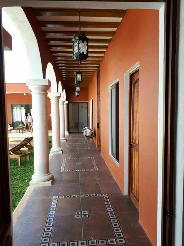 Casa En Venta En Valladolid, Privada Fincas Los Álamos, Modelo Ticul, A 12 Meses.